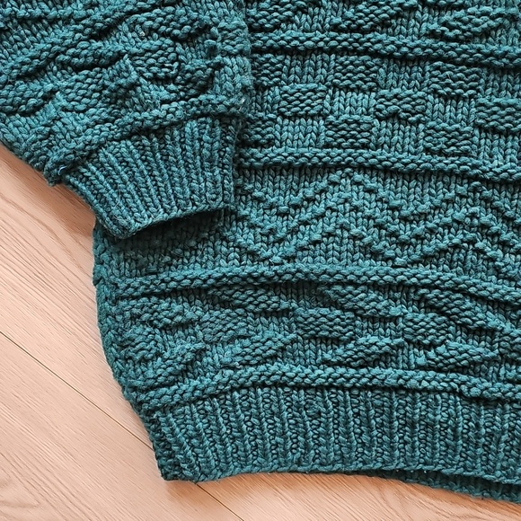 Wool Fishermancore Pattern Knit Chunky Wool Oversized Sweater "One Size" - Picture 4 of 14